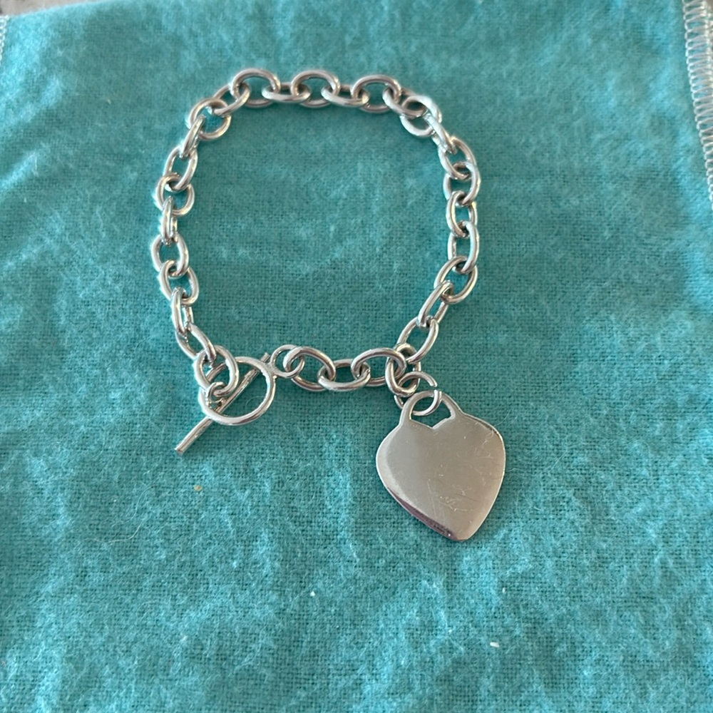 Vintage Sterling Silver Heart Charm Bracelet.